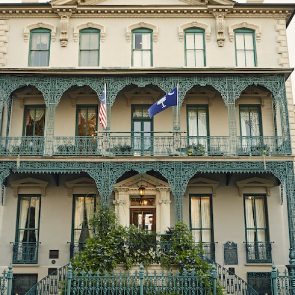 7 Historic Charleston Homes You Can Actually Sleep In
